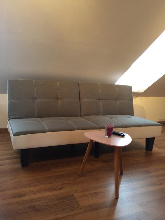 Apartments Petra Слуни Екстериор снимка