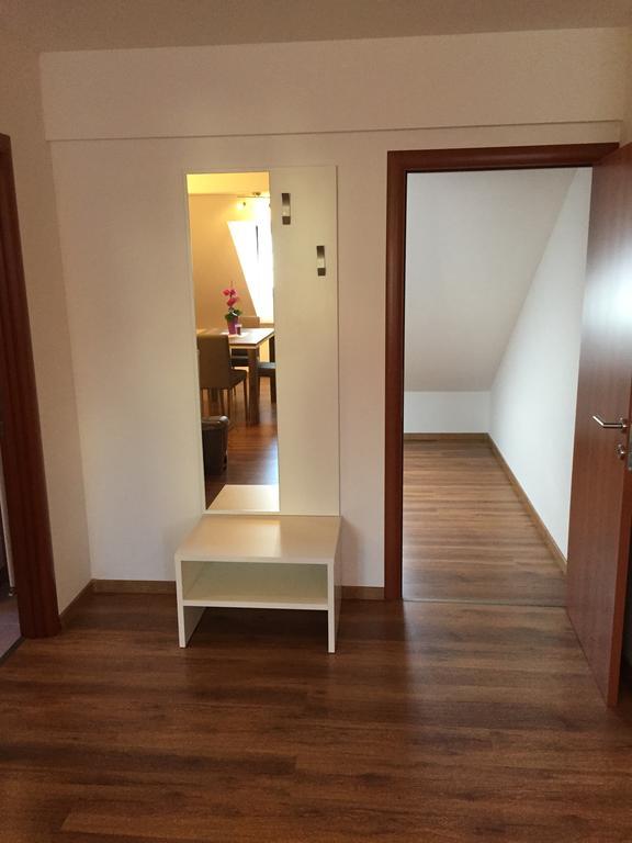 Apartments Petra Слуни Екстериор снимка