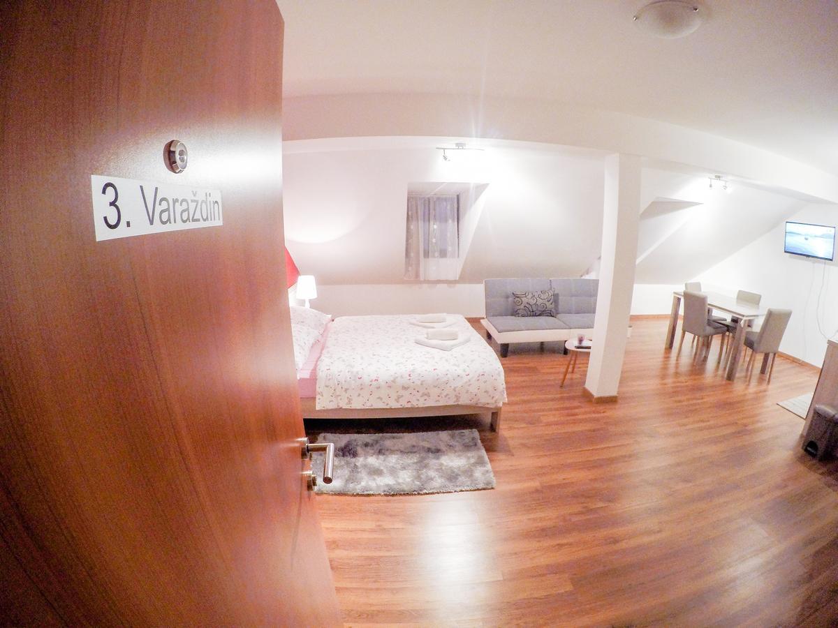 Apartments Petra Слуни Екстериор снимка
